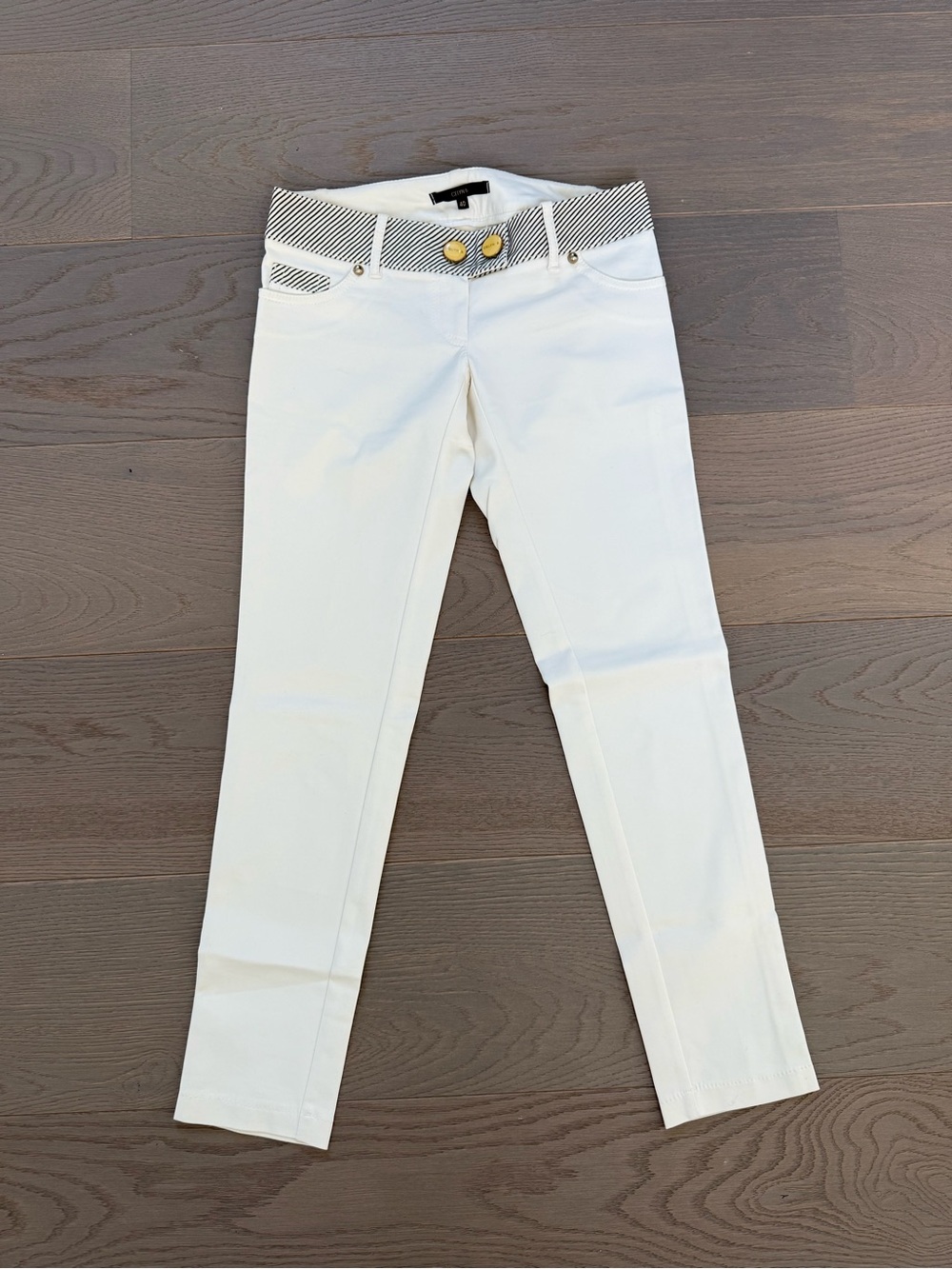 Celyn B White Mid-Rise Slim Pants with Contrast Waistband